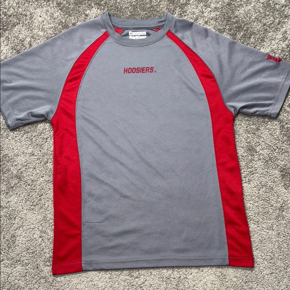 Indiana Hoosiers size medium men's Gray and Red Short‎ Sleeve Athletic Tee